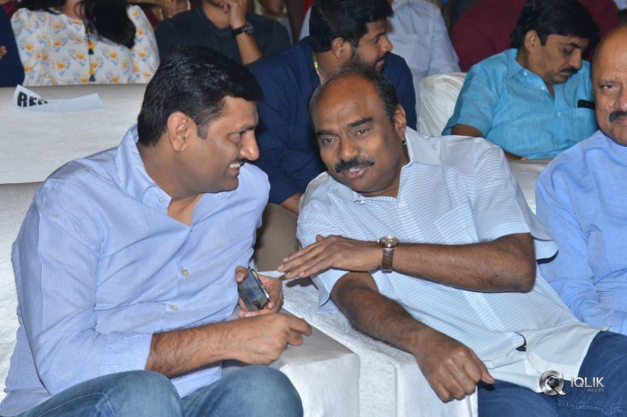 Mr-Majnu-Movie-Pre-Release-Event-Photos